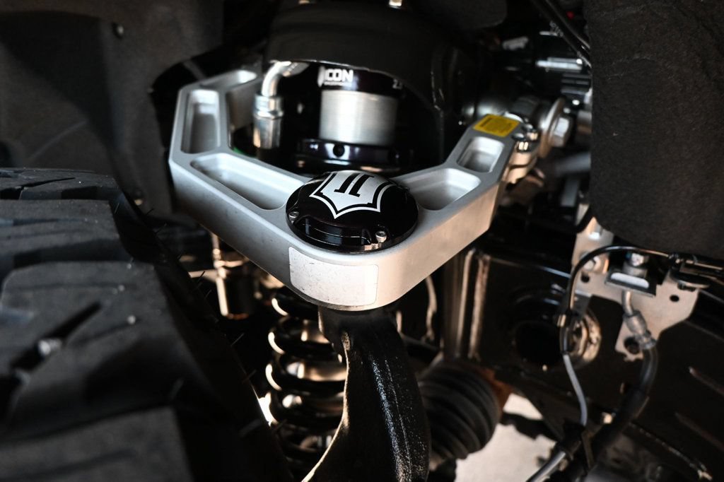 Used 2023 Ford Bronco Wildtrak AWD/4WD image 14