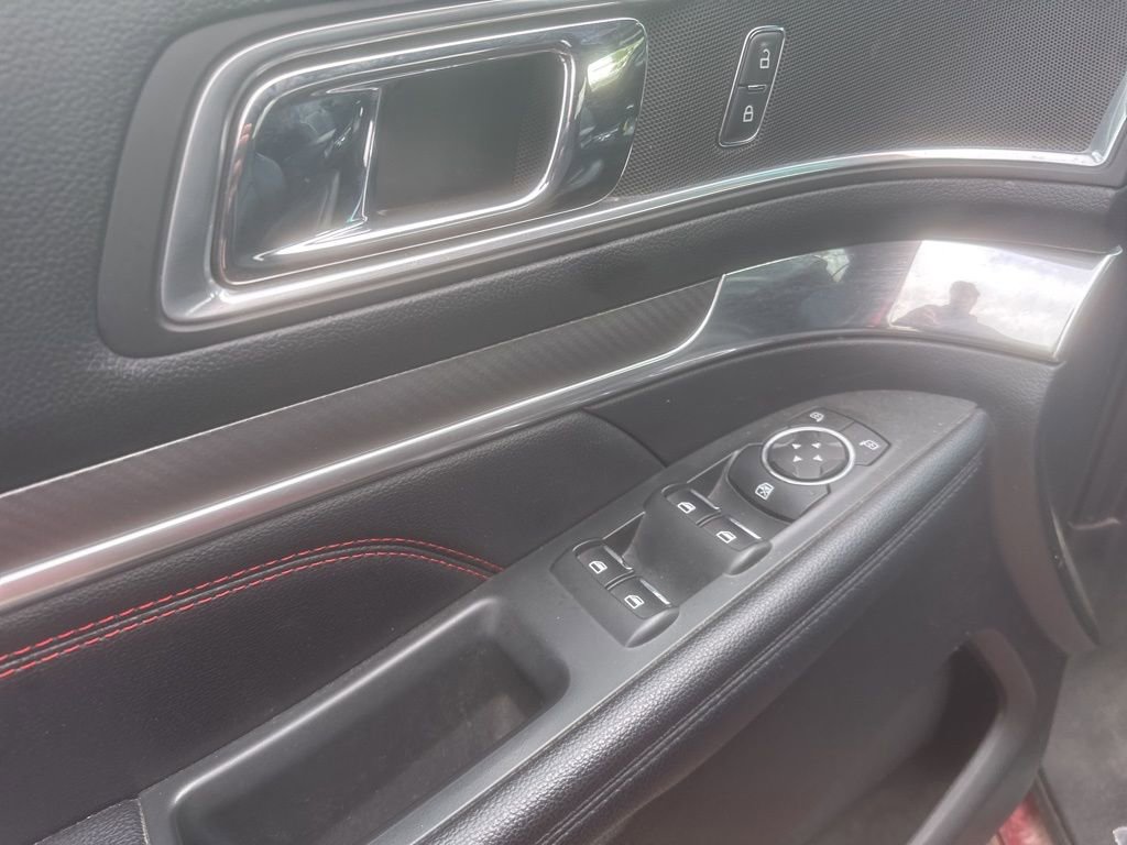 Used 2017 Ford Explorer Sport AWD/4WD image 18
