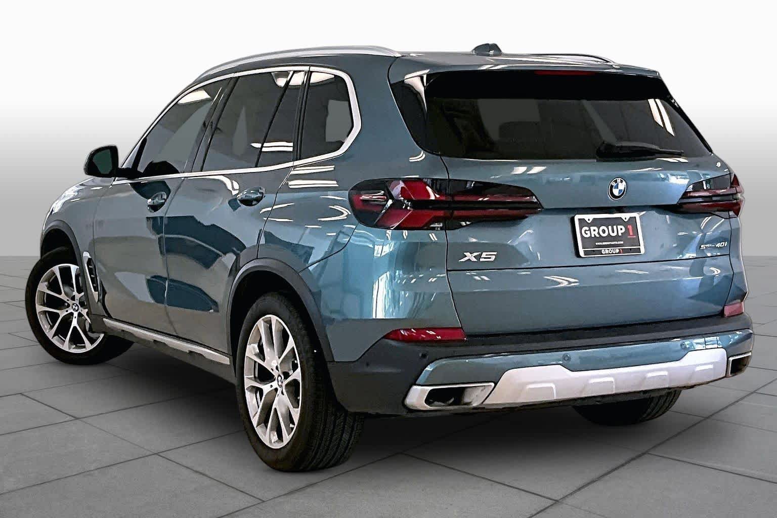 Used 2024 BMW X5 sDrive40i w/ Premium Package RWD image 11