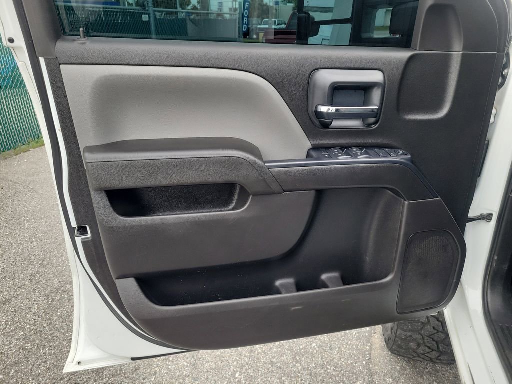 Used 2016 Chevrolet Silverado 2500 W/T w/ WT Convenience Package AWD/4WD image 18
