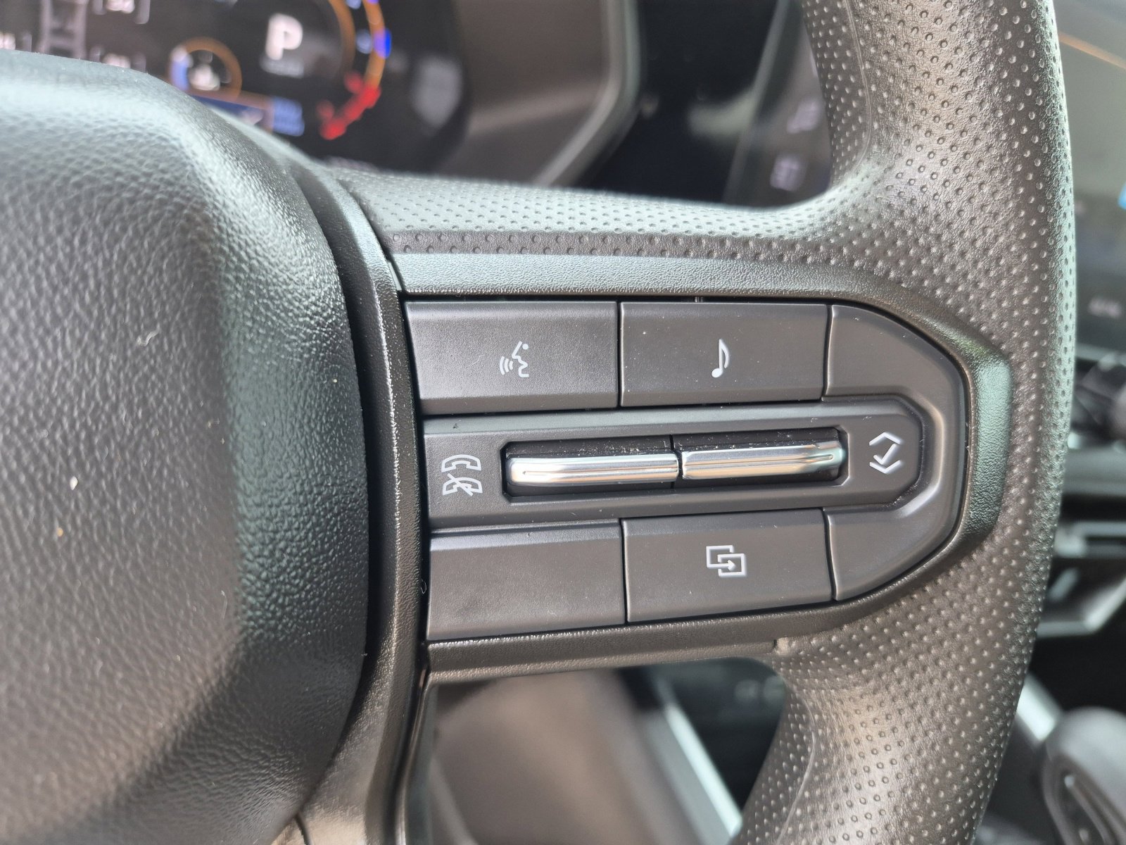 Used 2024 Chevrolet Colorado Trail Boss w/ Advanced Trailering Package image 25