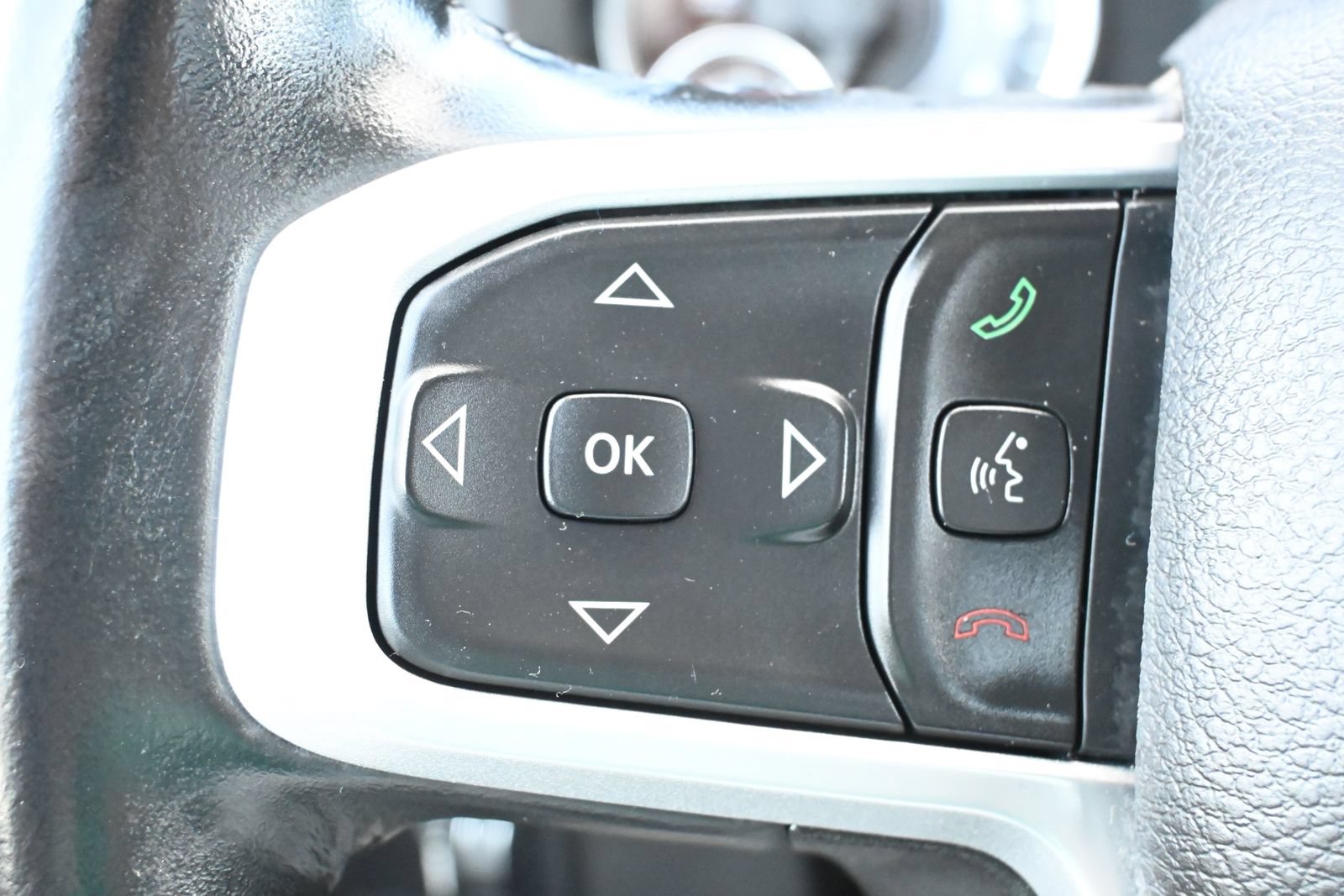 Used 2023 RAM 1500 Lone Star AWD/4WD image 16