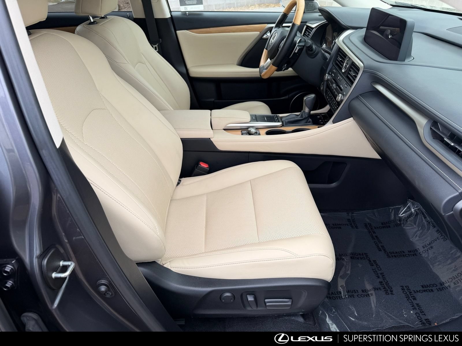 Certified 2022 Lexus RX 350L FWD w/ Premium Package image 29