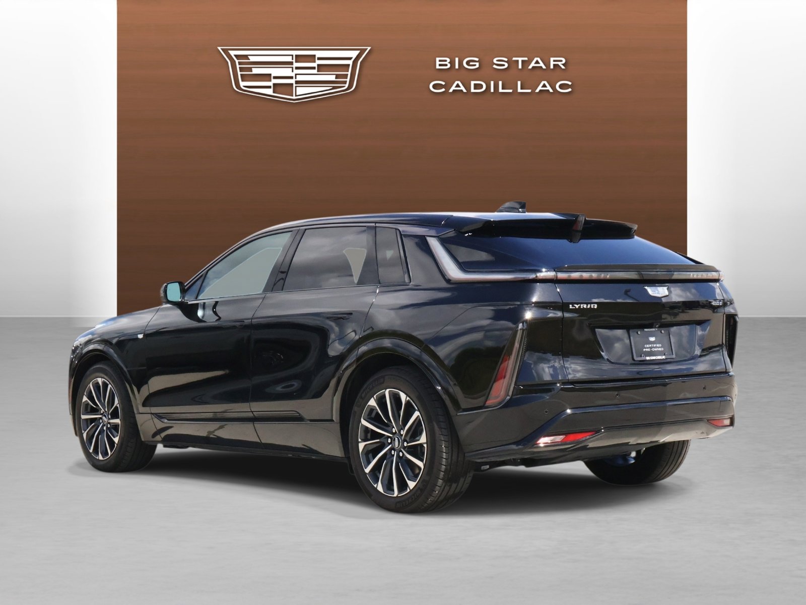 Certified 2024 Cadillac Lyriq Sport image 3