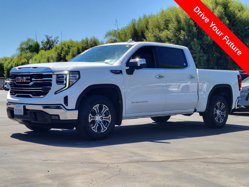 Used 2026 GMC Sierra 1500 SLT RWD image 2