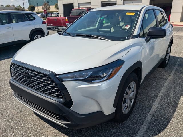 Certified 2024 Toyota Corolla Cross L image 2