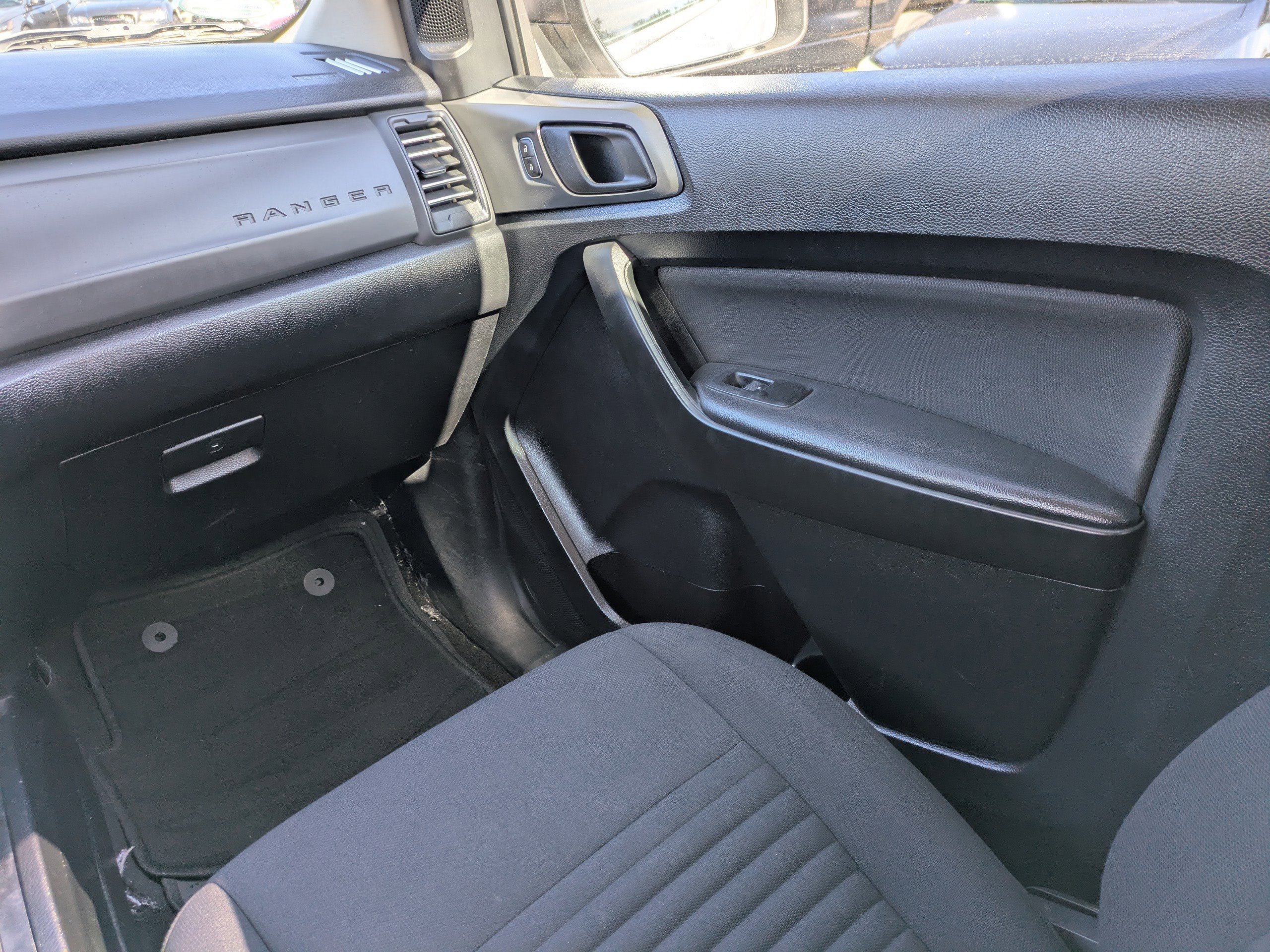 Used 2019 Ford Ranger XL w/ Equipment Group 101A Mid image 16