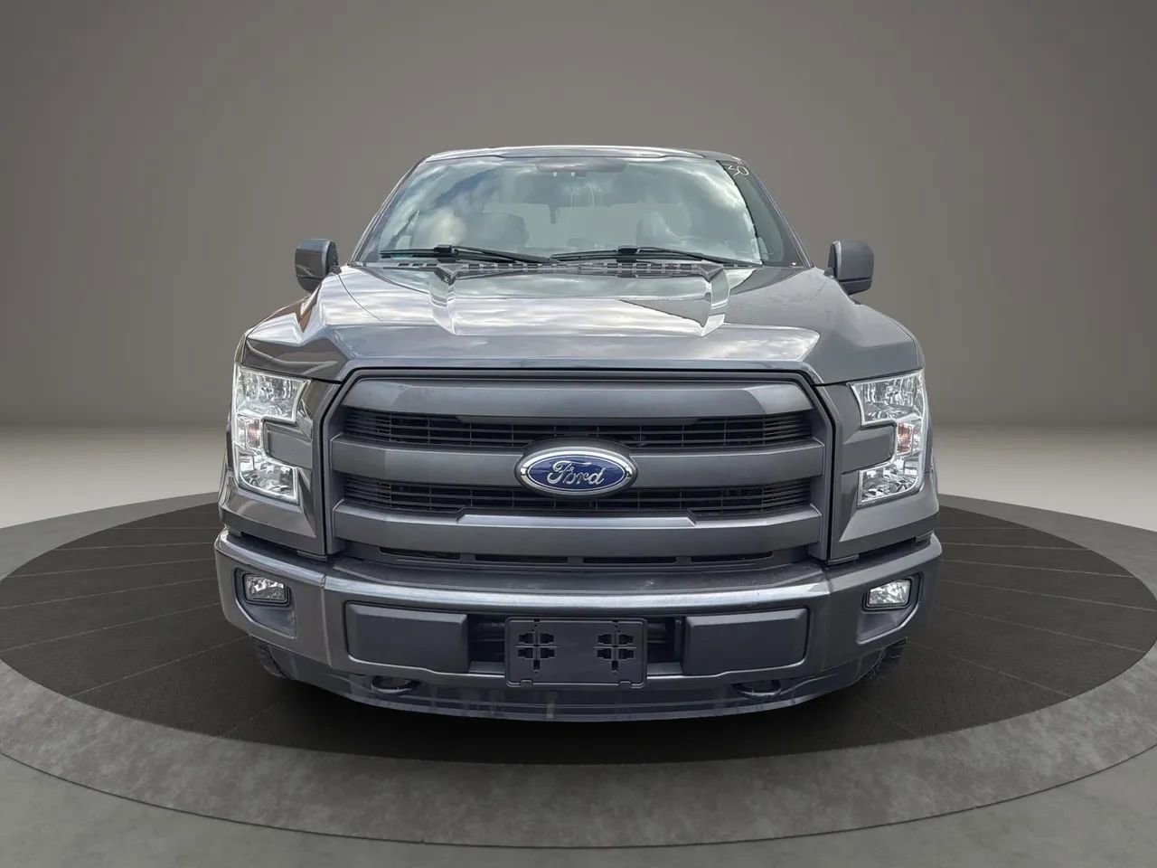 Used 2016 Ford F150 Lariat w/ Equipment Group 501A Mid AWD/4WD image 2