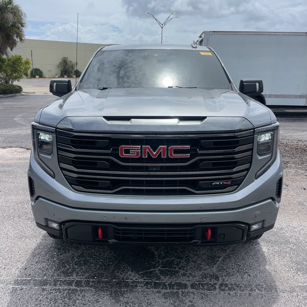 Used 2023 GMC Sierra 1500 AT4 w/ Technology Package AWD/4WD image 2