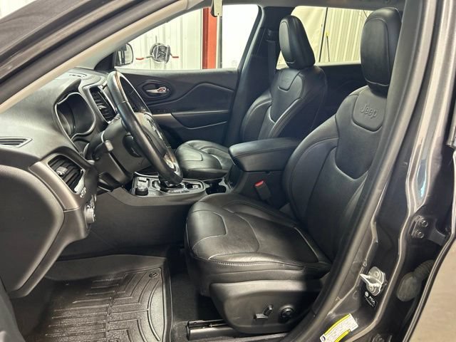 Used 2021 Jeep Cherokee Limited w/ Elite Package AWD/4WD image 13