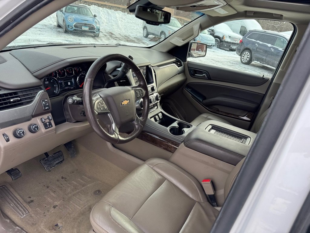 Used 2017 Chevrolet Tahoe LT w/ LT Signature Package image 14