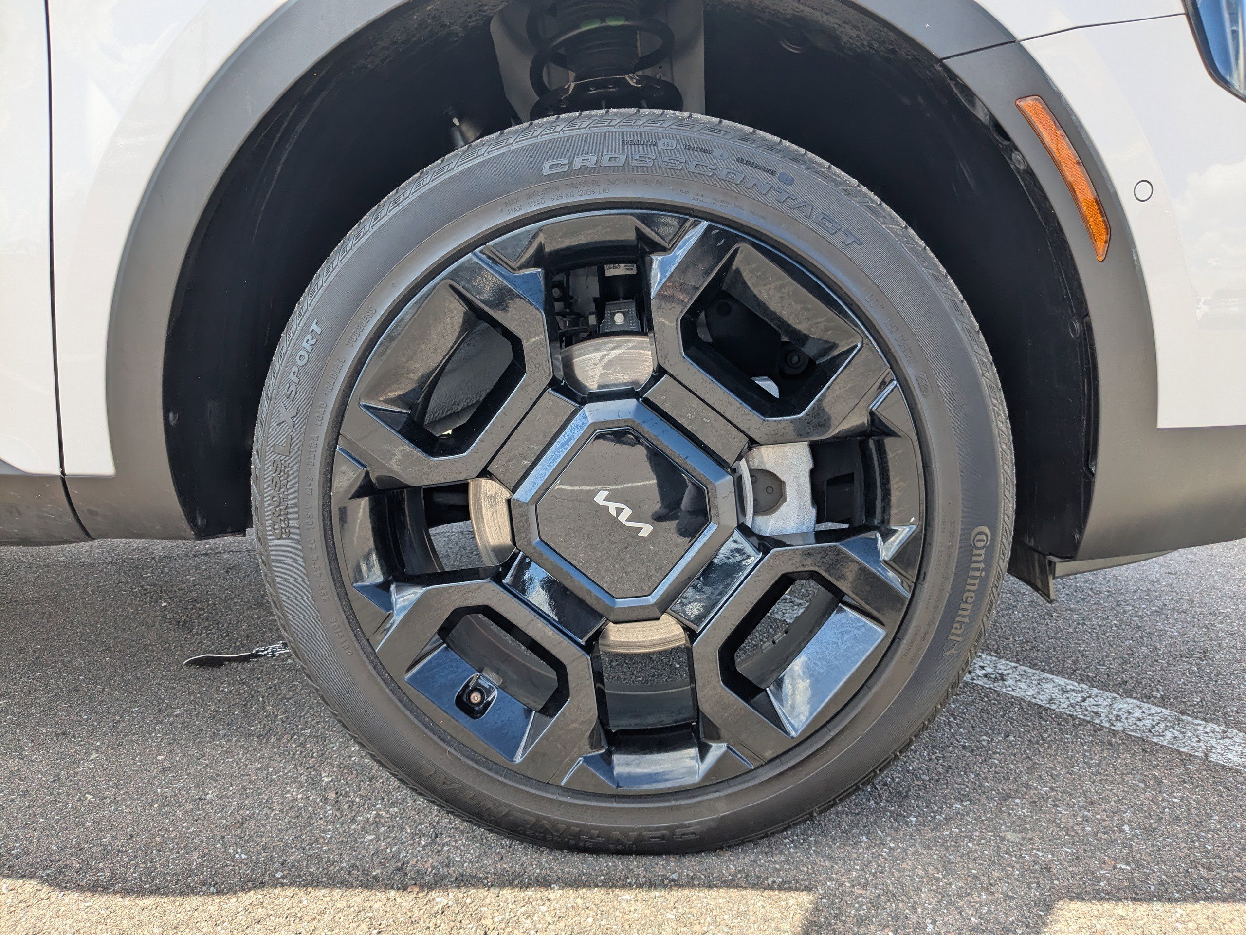 Used 2024 Kia Sorento SX image 10