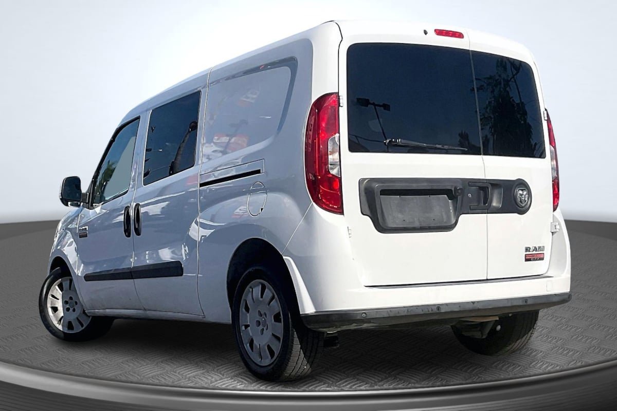 Used 2017 RAM ProMaster City Tradesman SLT w/ Rear Back-up Camera Group image 2