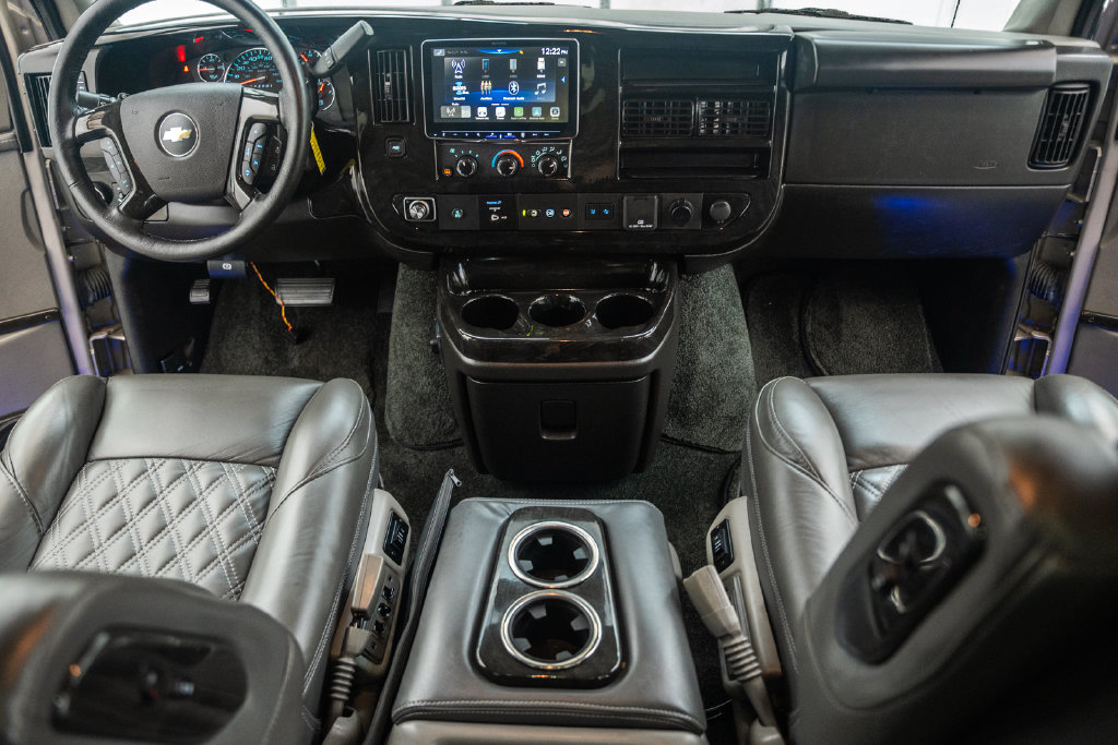 Used 2025 Chevrolet Express 2500 w/ Driver Convenience Package RWD image 29