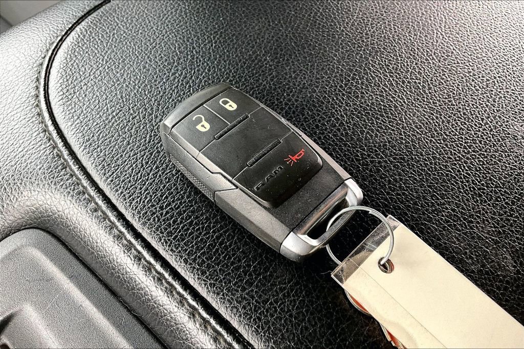 Used 2023 RAM 3500 Tradesman image 12