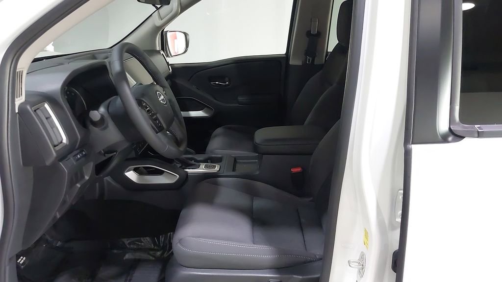 New 2026 Nissan Frontier SV w/ All-Weather Content Package AWD/4WD image 19