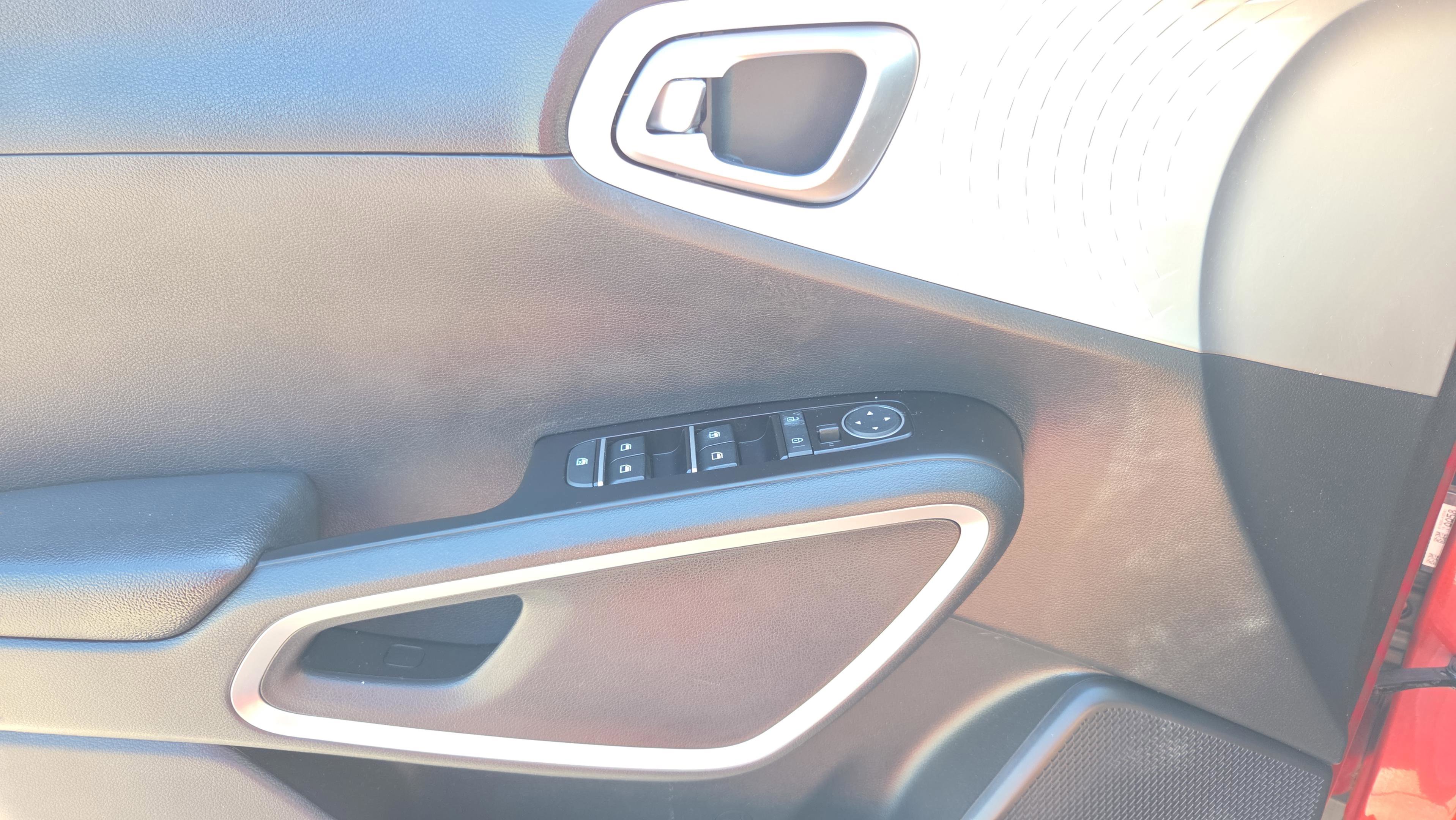 Used 2022 Kia Soul LX w/ Technology Package FWD image 21
