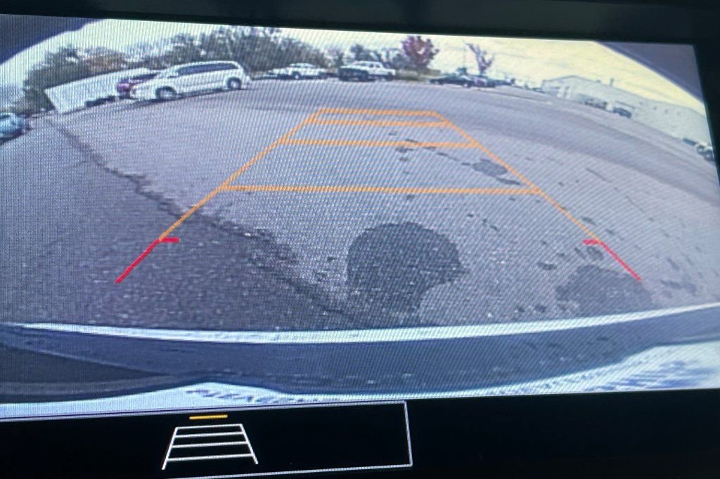 Used 2021 Chevrolet TrailBlazer LT w/ Convenience Package image 16