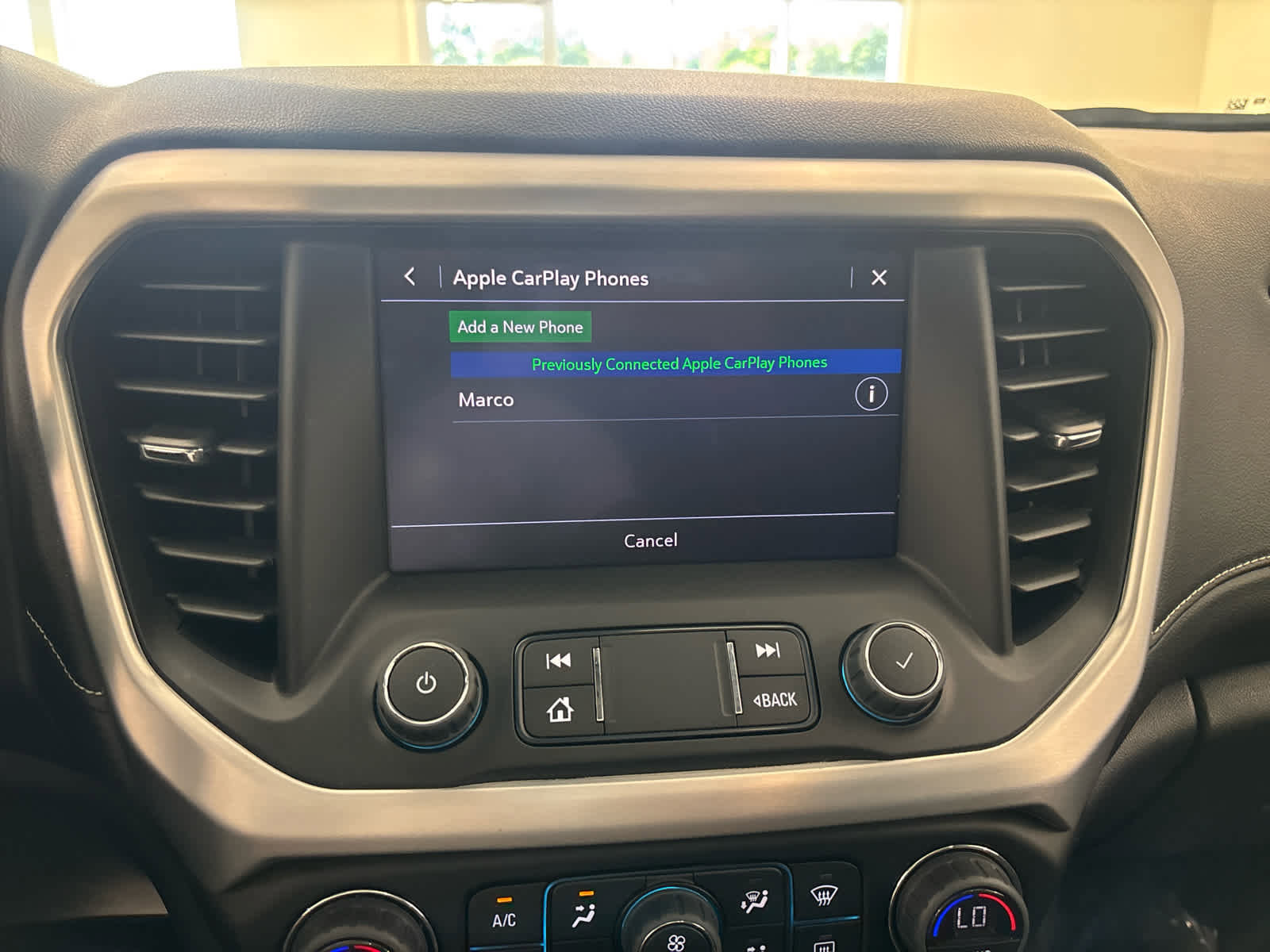 Used 2023 GMC Acadia SLE w/ Driver Convenience Package image 44