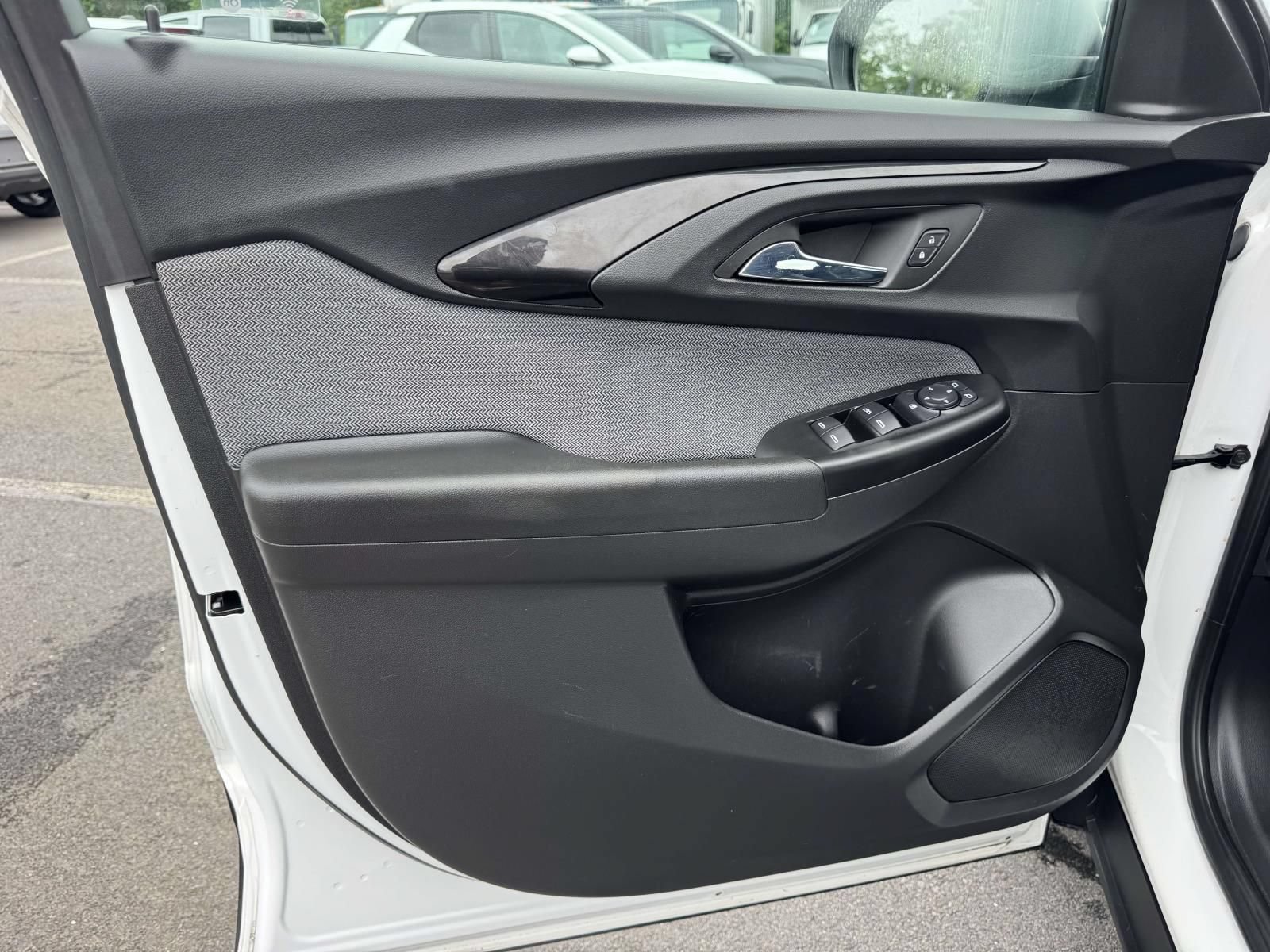 Certified 2021 Chevrolet TrailBlazer LS FWD image 19