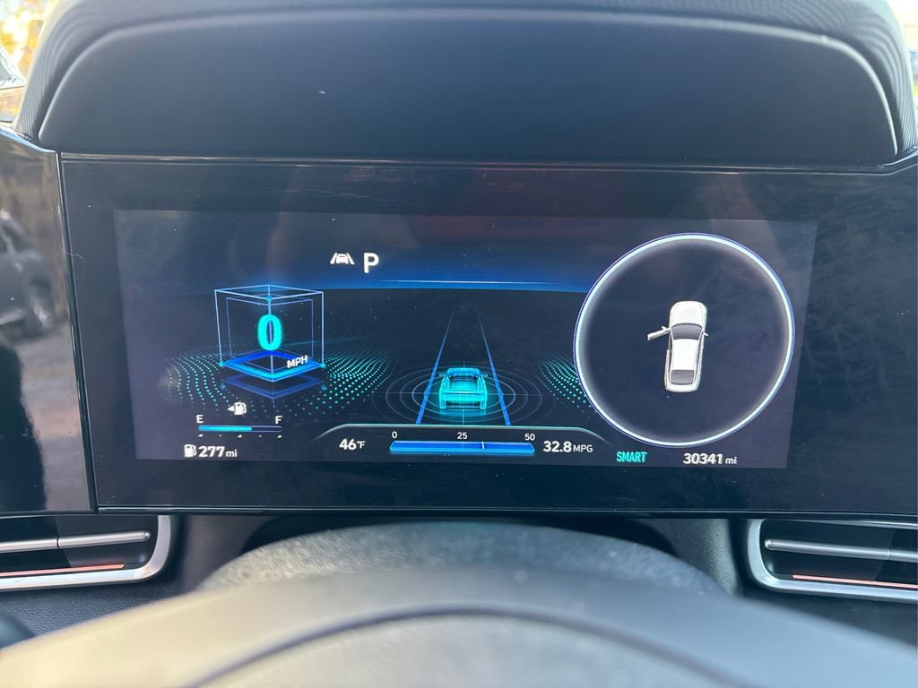 Certified 2023 Hyundai Elantra Limited image 22