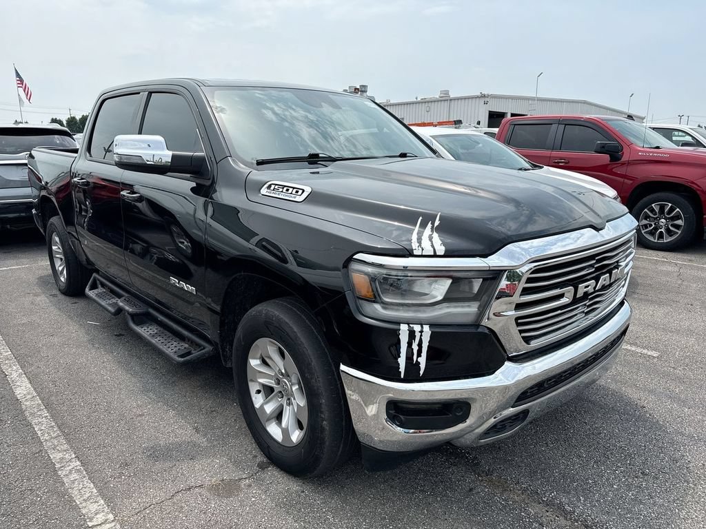 Used 2023 RAM 1500 Laramie AWD/4WD image 4