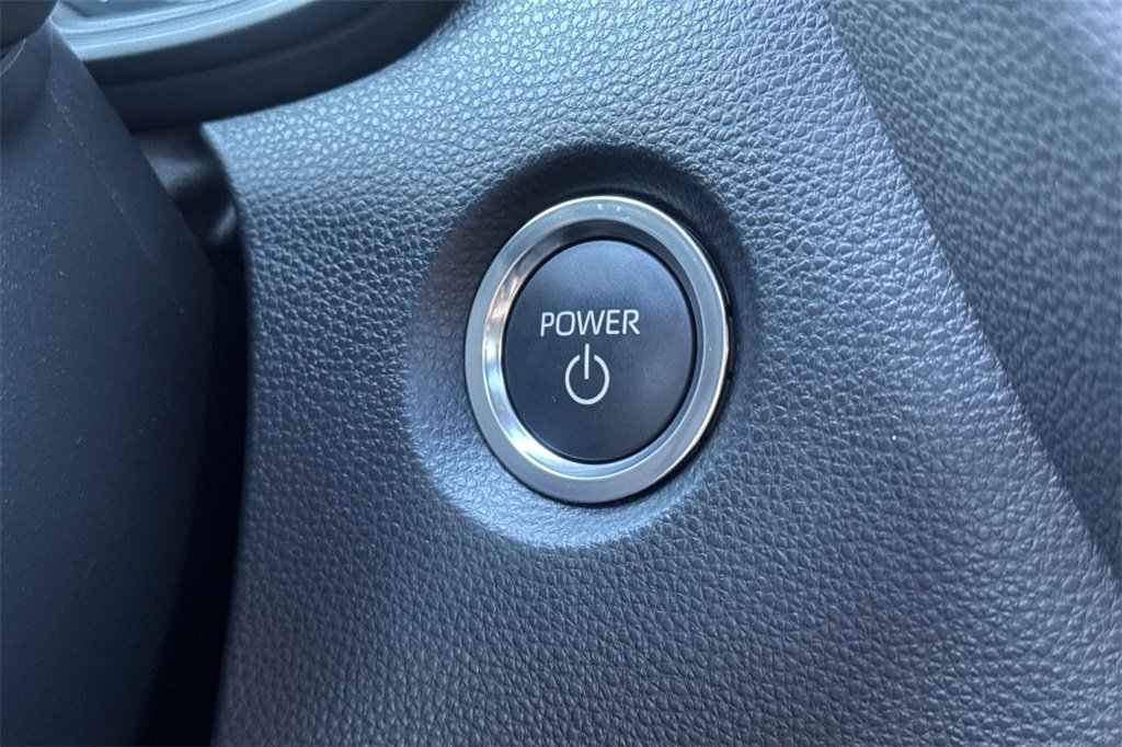 Certified 2025 Toyota Corolla SE image 21