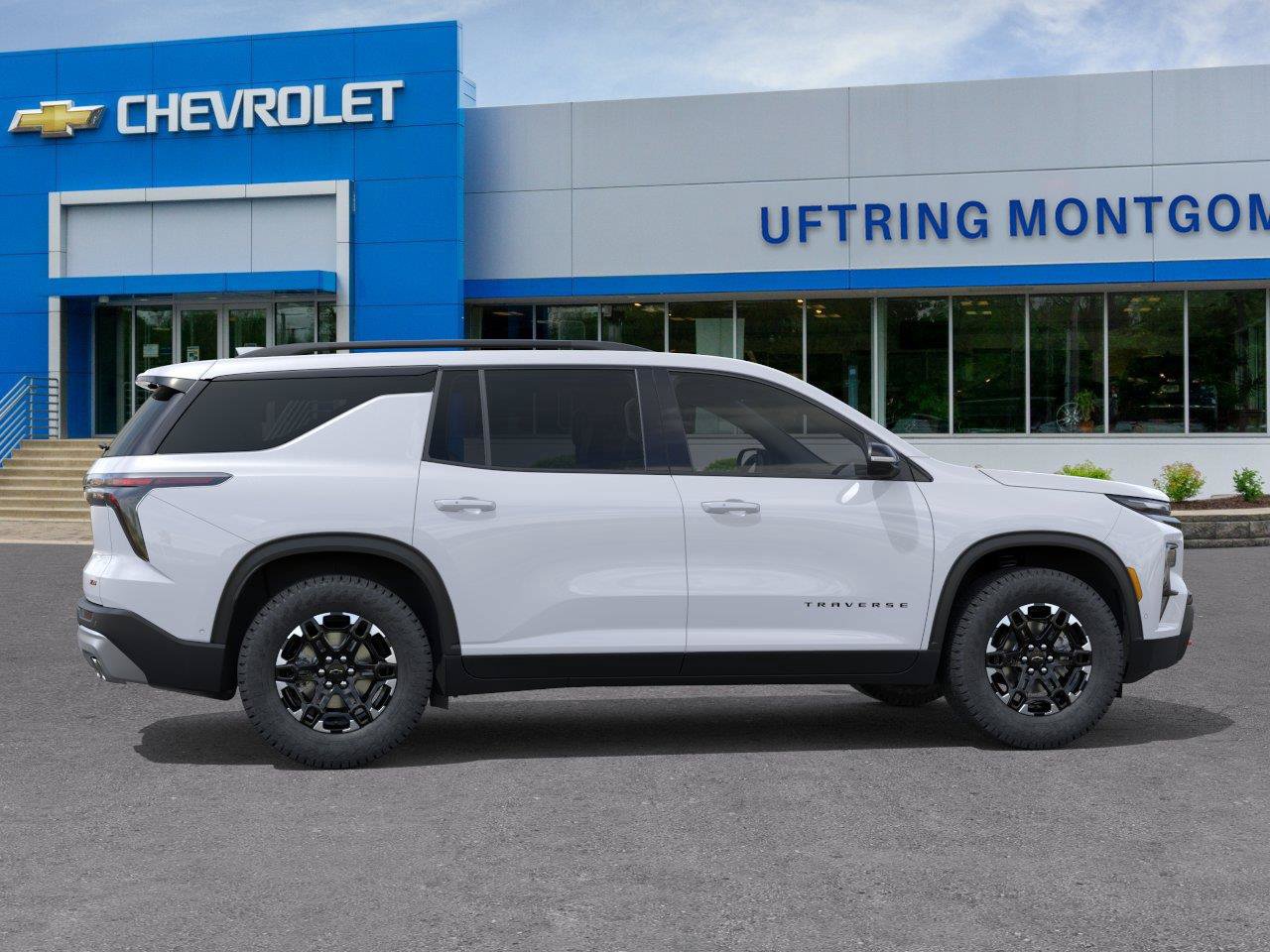 New 2027 Chevrolet Traverse Z71 w/ Enhanced Driving Package AWD/4WD image 5