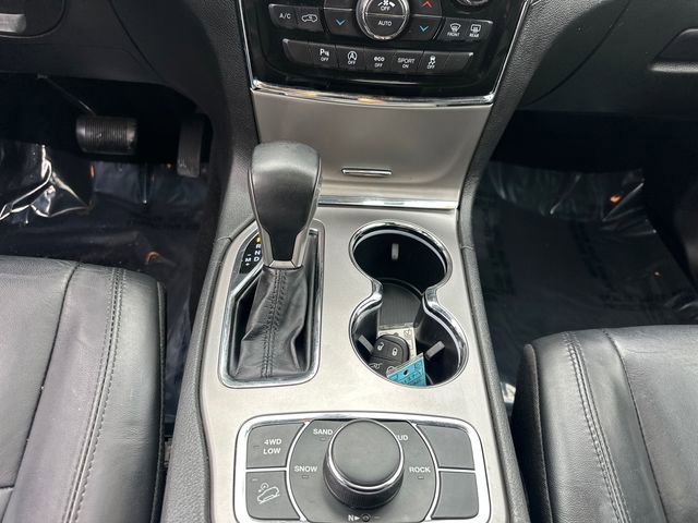 Used 2020 Jeep Grand Cherokee Limited w/ Premium Lighting Group image 24