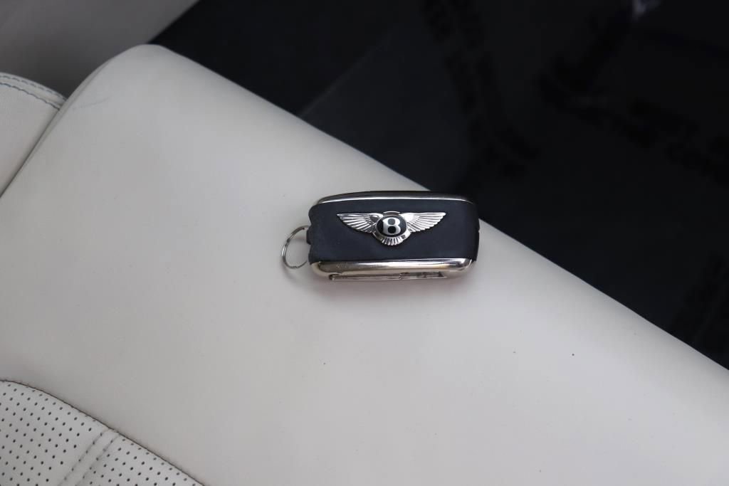 Used 2014 Bentley Continental GT image 98