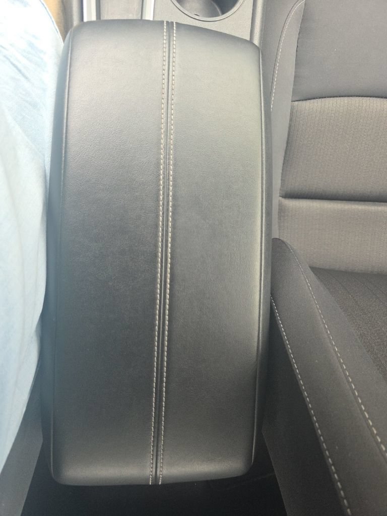 Used 2025 Nissan Altima 2.5 SV FWD image 26