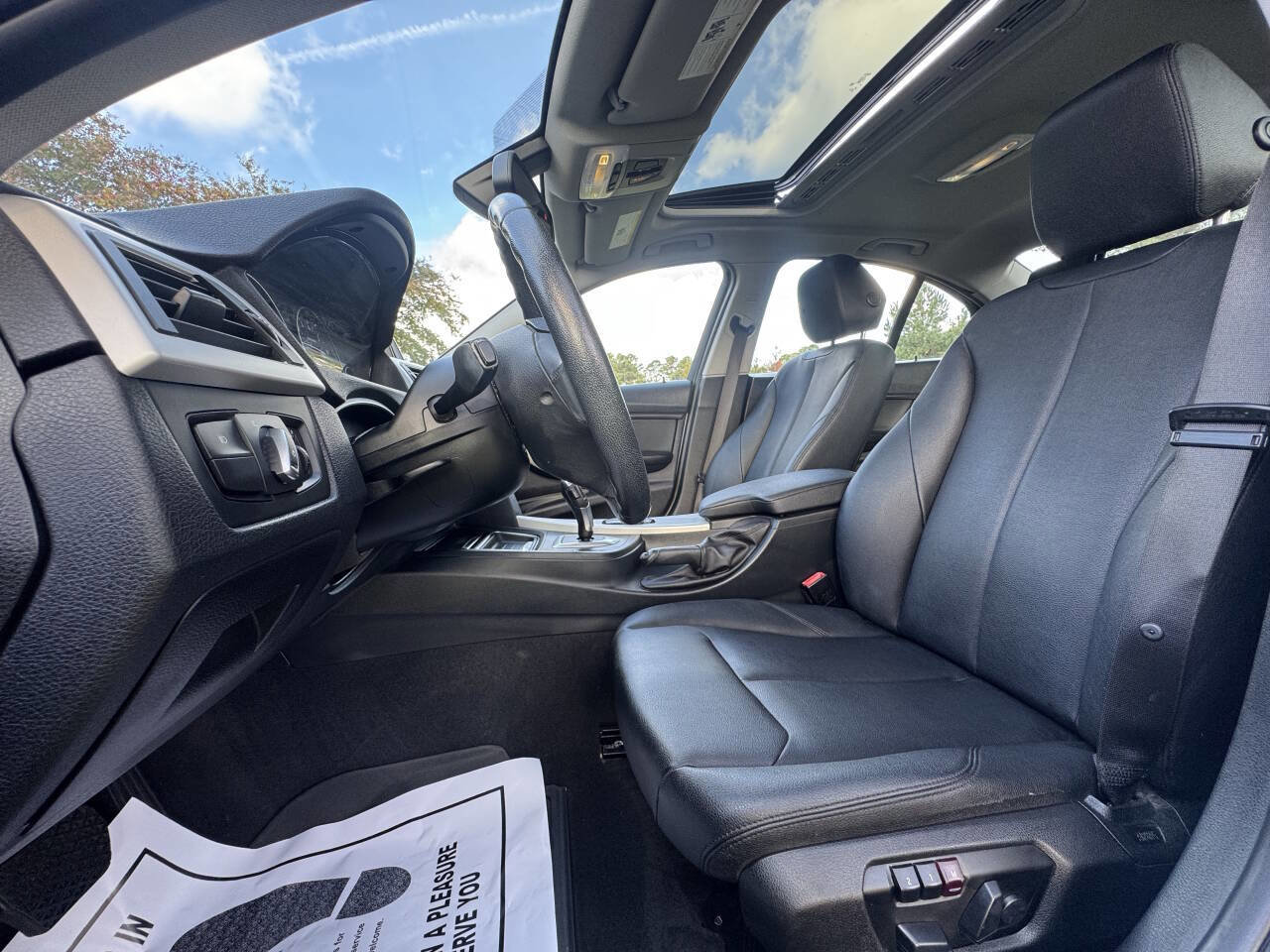 Used 2014 BMW 320i xDrive Sedan image 11