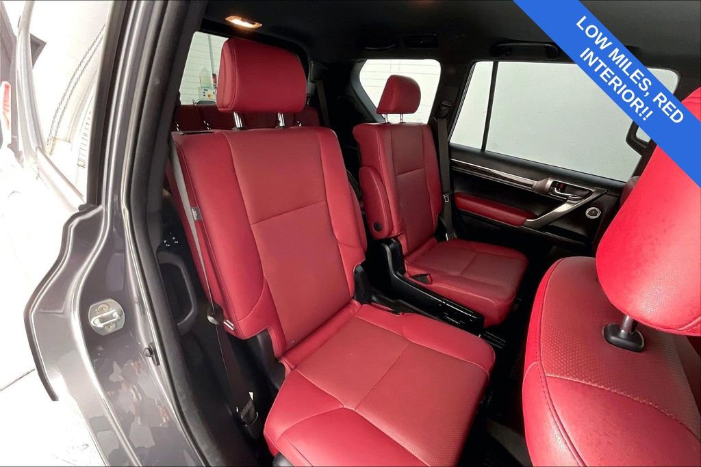 Used 2022 Lexus GX 460 Premium w/ Accessory Package image 36