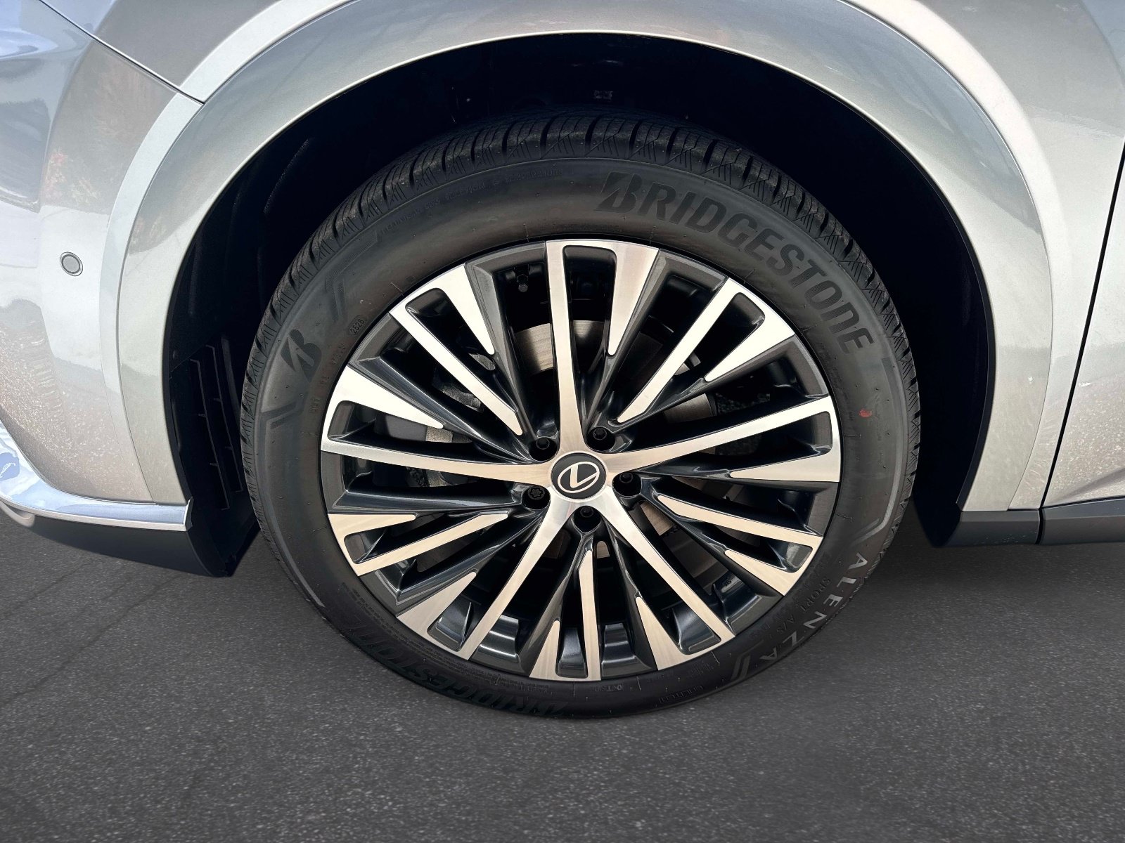New 2026 Lexus RX 350 Premium Plus w/ Convenience Package FWD image 10
