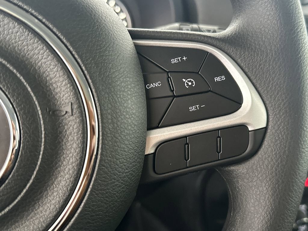 Used 2020 Jeep Renegade Sport w/ Sport Appearance Group image 21