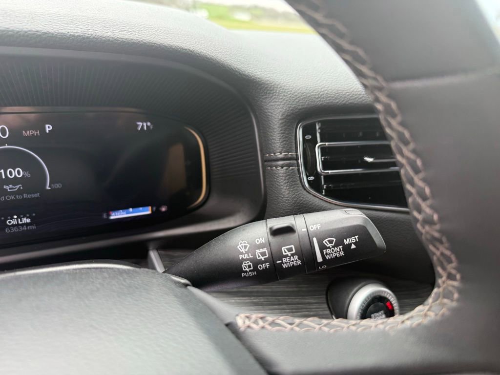 Used 2024 Jeep Wagoneer Series II w/ Flexible Seating Group image 36