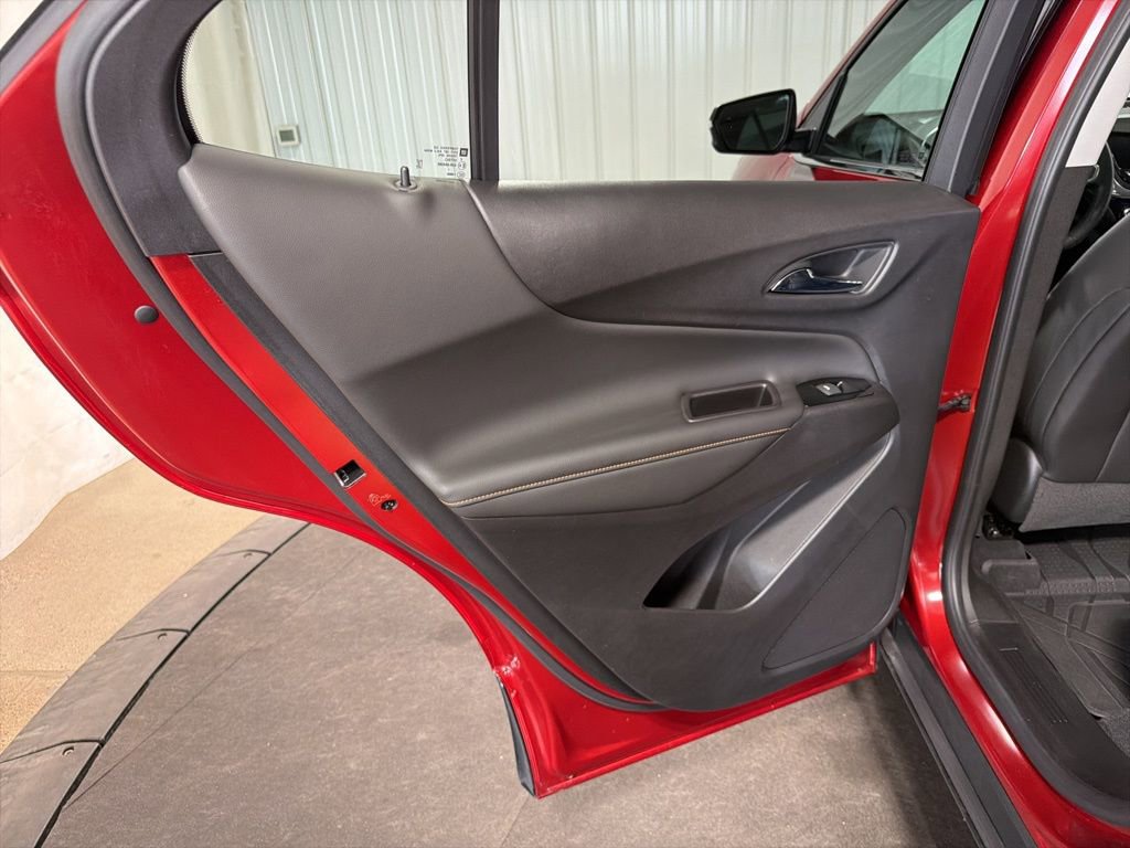 Certified 2022 Chevrolet Equinox Premier w/ LPO, Floor Liner Package AWD/4WD image 17