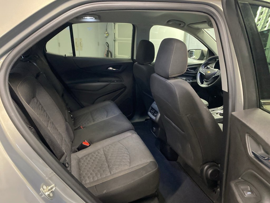 Used 2018 Chevrolet Equinox LT image 12