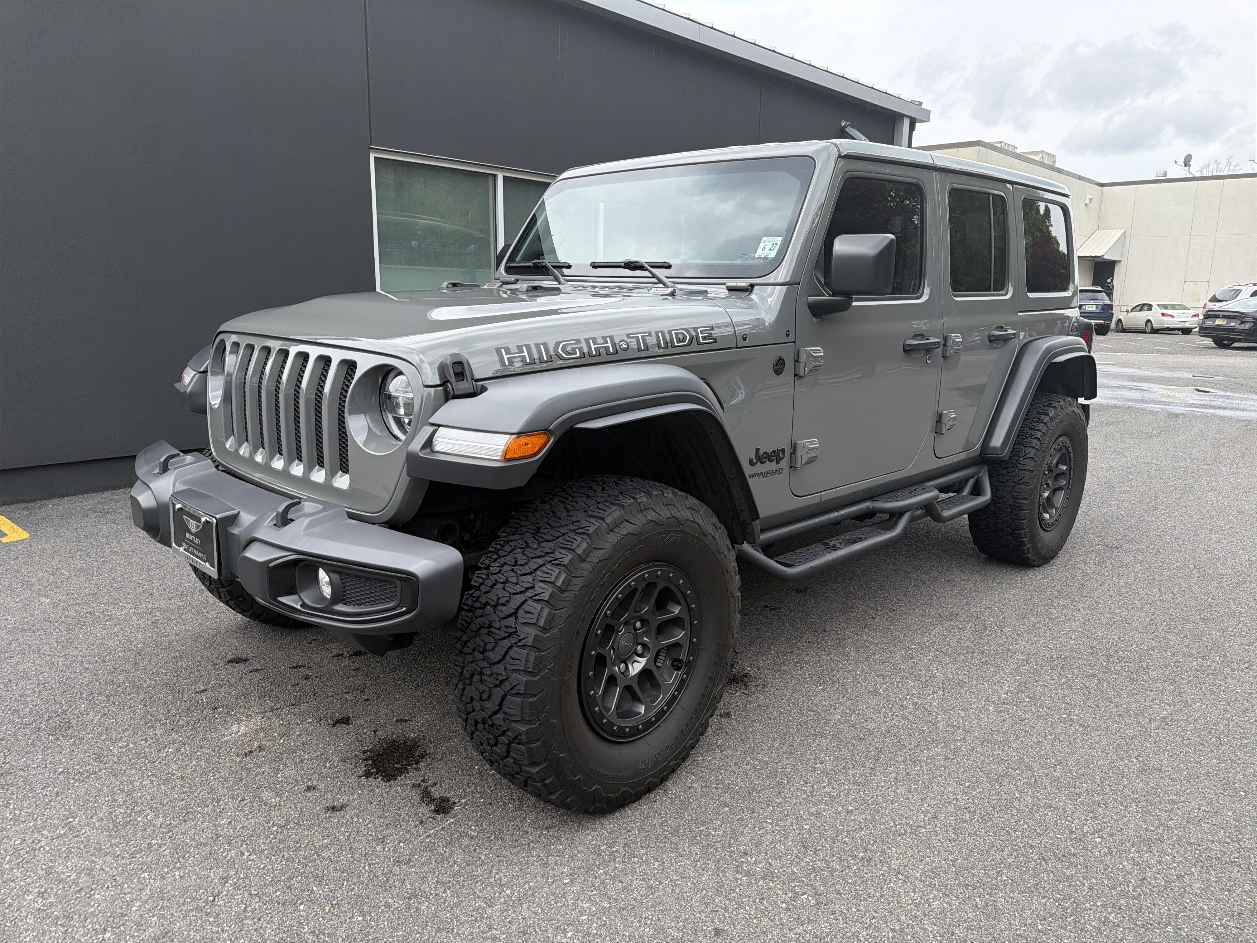 Used 2022 Jeep Wrangler Unlimited Sport AWD/4WD image 3