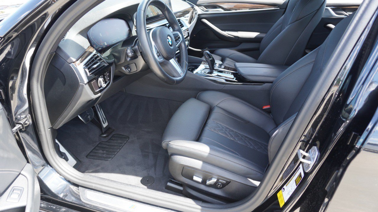 Used 2023 BMW 530i w/ M Sport Package RWD image 13