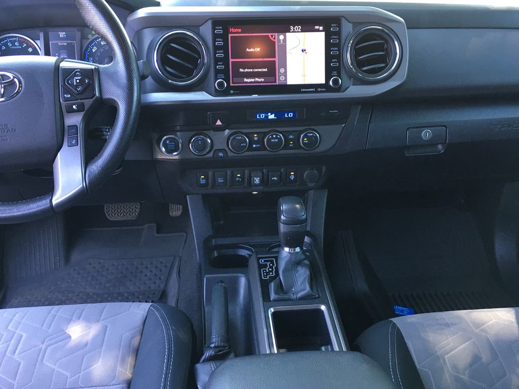 Used 2022 Toyota Tacoma TRD Off-Road w/ Technology Package AWD/4WD image 24