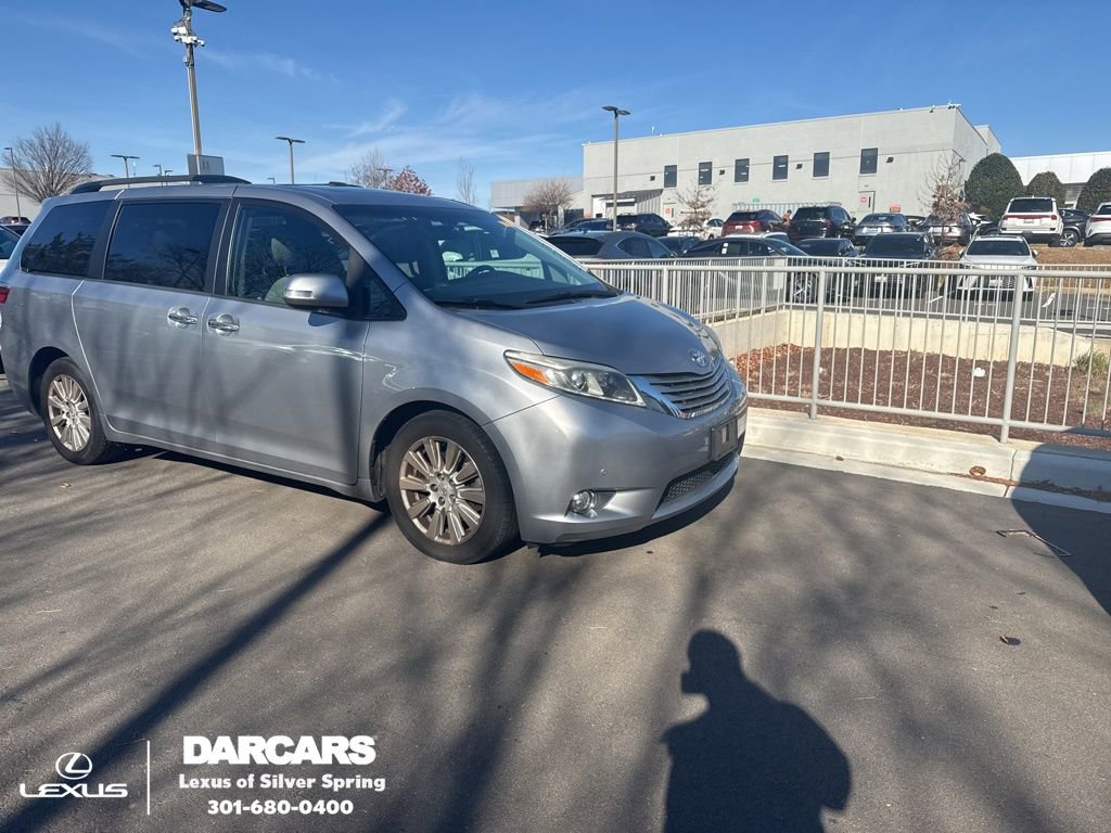 Used 2017 Toyota Sienna Limited Premium
