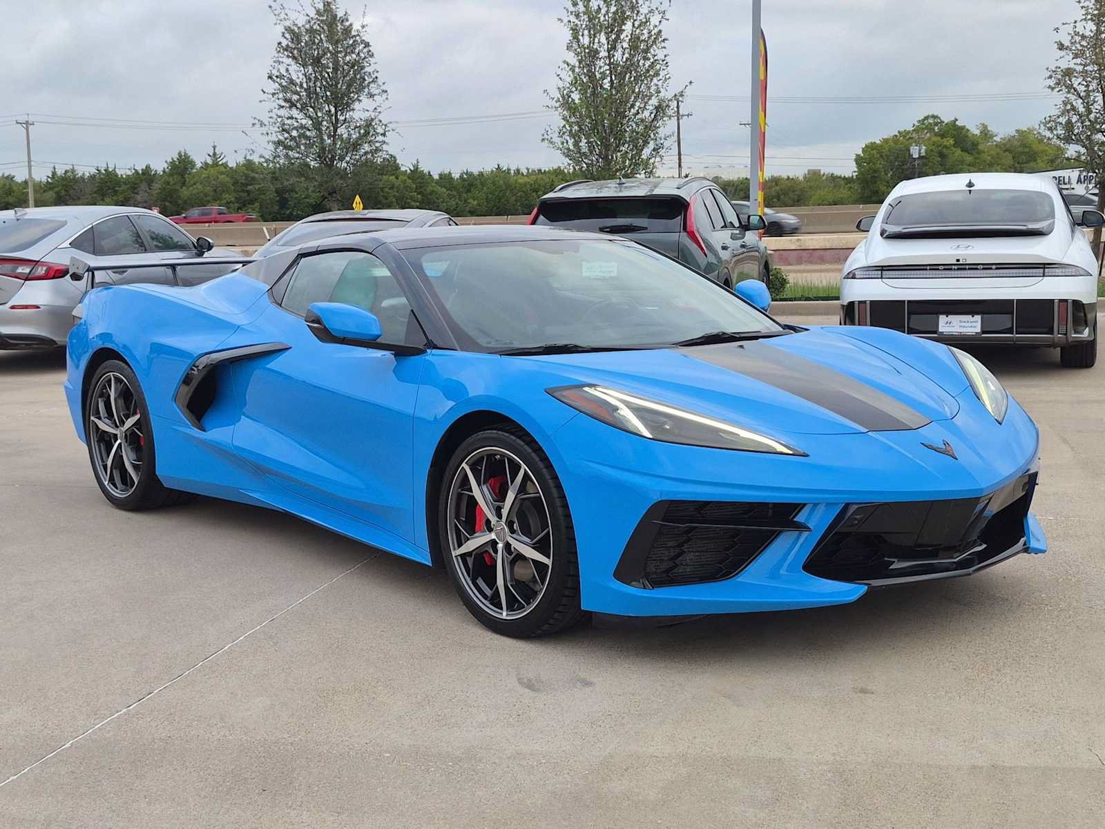 Used 2020 Chevrolet Corvette Stingray Premium Conv w/ 3LT Preferred Equipment Group RWD image 16