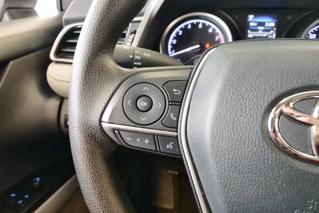 Used 2021 Toyota Camry LE image 24