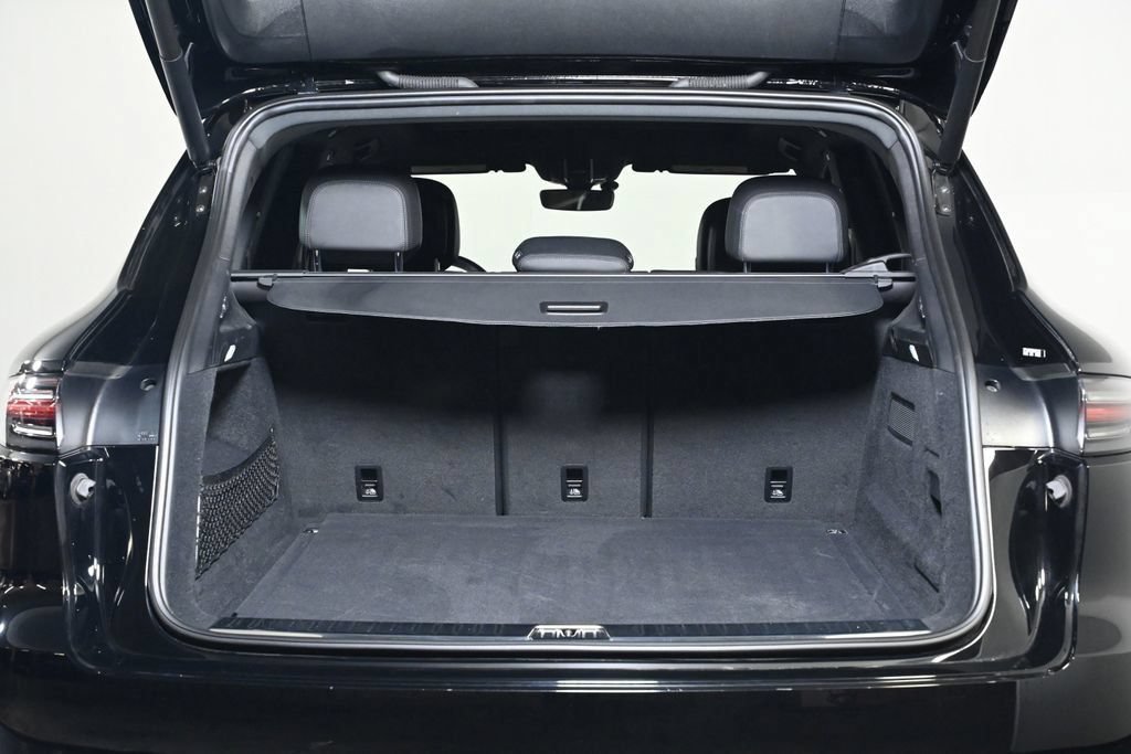 Certified 2021 Porsche Cayenne AWD/4WD image 25