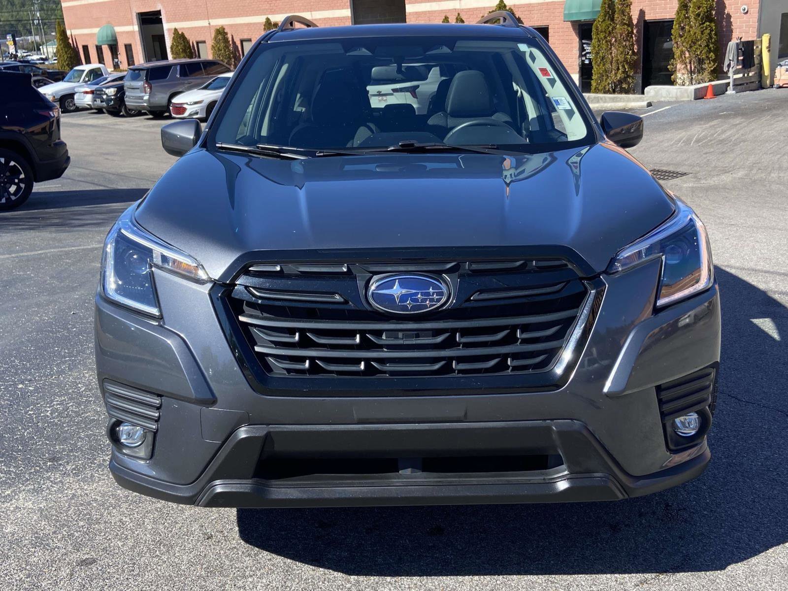 Used 2024 Subaru Forester Premium image 30