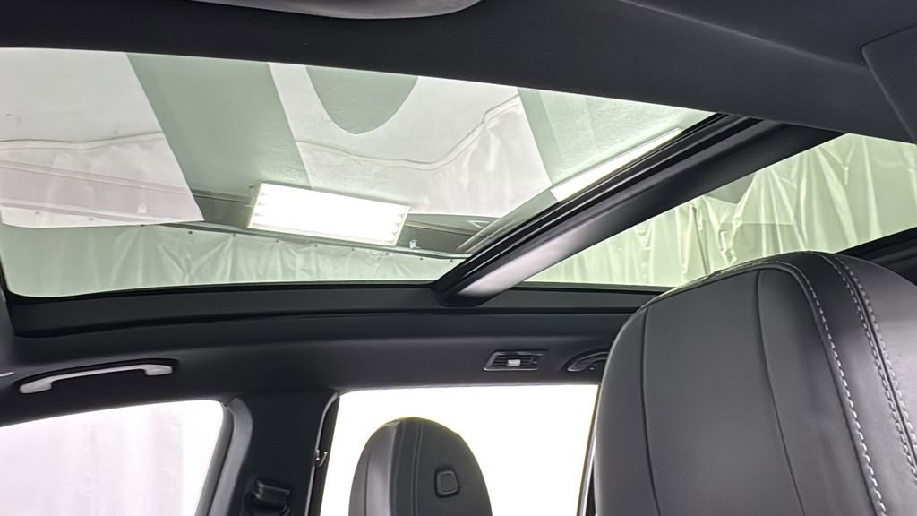 Used 2024 Mercedes-Benz GLS 580 4MATIC image 39