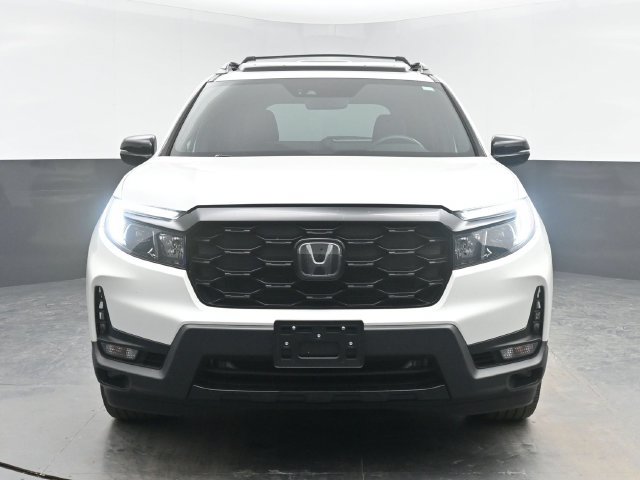 Used 2023 Honda Passport Elite image 3
