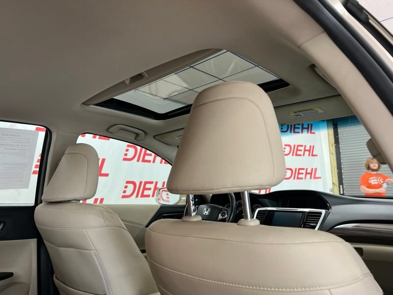 Used 2016 Honda Accord EX-L image 12