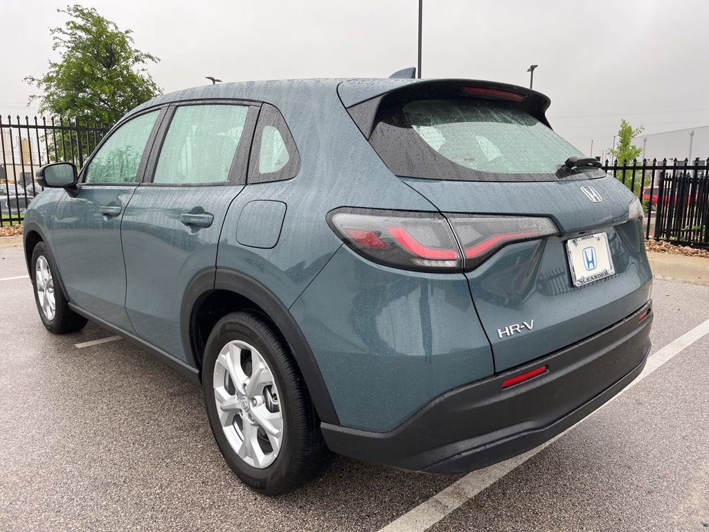 Used 2025 Honda HR-V LX image 6